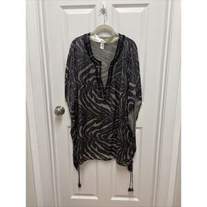 CHICOS LONG SLEEVE‎  SILK WASHABLE ANIMAL PRINT TUNIC TOP